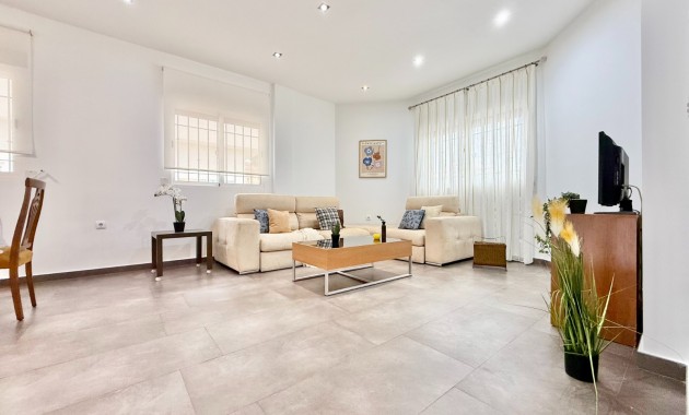 Venta - Chalet -
Los Martínez del Puerto 