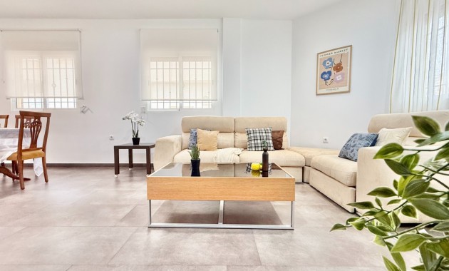 Venta - Chalet -
Los Martínez del Puerto 