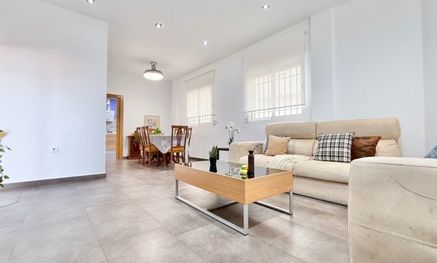 Venta - Chalet -
Los Martínez del Puerto 