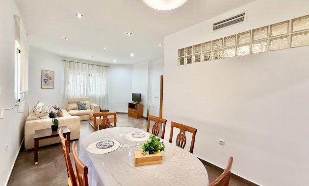 Venta - Chalet -
Los Martínez del Puerto 