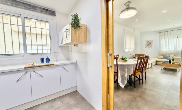 Venta - Chalet -
Los Martínez del Puerto 