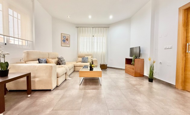 Venta - Chalet -
Los Martínez del Puerto 