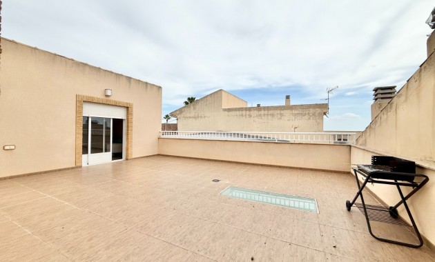 Venta - Chalet -
Los Martínez del Puerto 