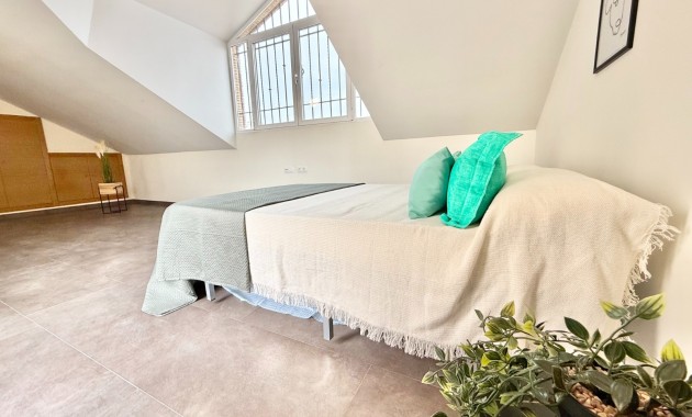 Venta - Chalet -
Los Martínez del Puerto 