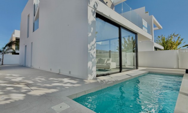 Venta - Villa -
Pilar de la Horadada - Torre de la Horadada