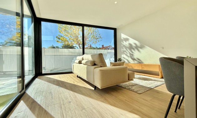 Venta - Villa -
Pilar de la Horadada - Torre de la Horadada