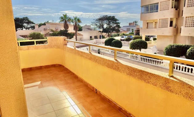 Venta - Apartamento -
La Manga 