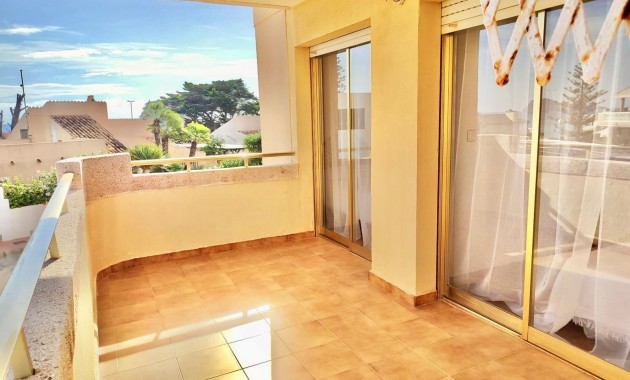 Venta - Apartamento -
La Manga 