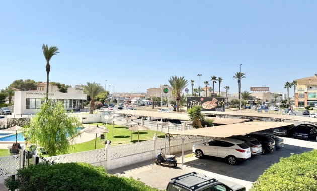 Venta - Apartamento -
Orihuela Costa - La Zenia
