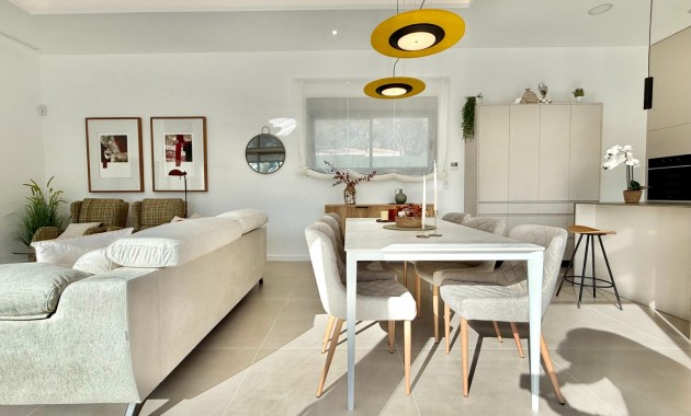 Venta - Villa -
Pilar de la Horadada - Pinar de Campoverde 