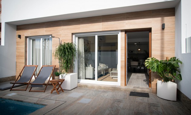 Venta - Villa -
AVILESES