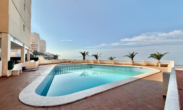 Venta - Apartamento -
La Manga 