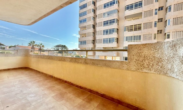Venta - Apartamento -
La Manga 