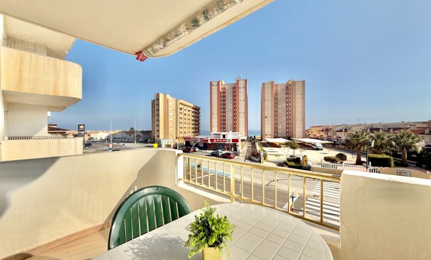 Venta - Apartamento -
La Manga 