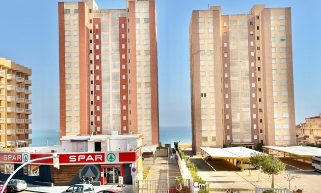 Venta - Apartamento -
La Manga 