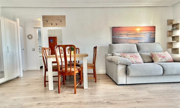 Venta - Apartamento -
La Manga 