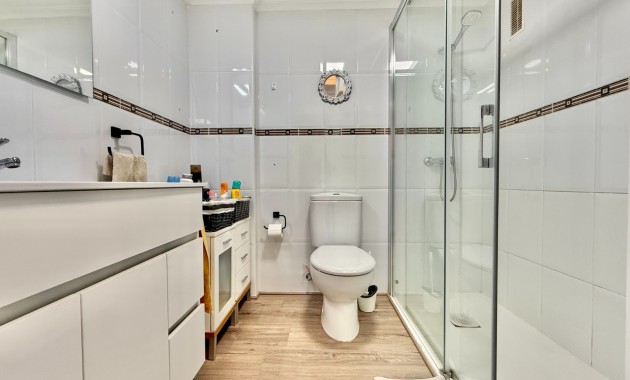 Venta - Apartamento -
La Manga 