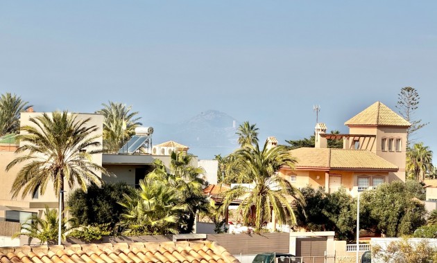 Venta - Apartamento -
La Manga 