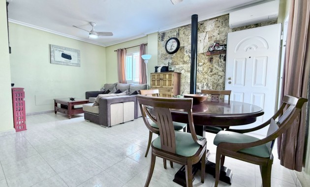 Venta - Dúplex -
Orihuela Costa - La Zenia