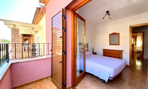 Venta - Dúplex -
Los Alcázares