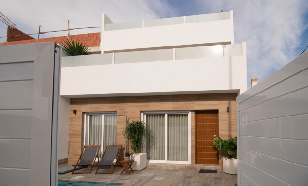 Venta - Villa -
AVILESES