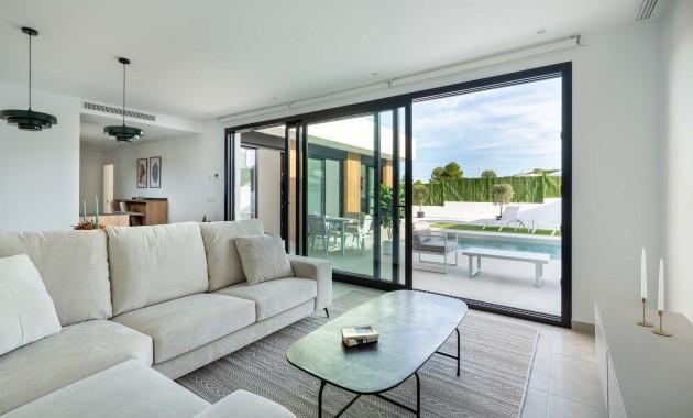 Venta - Villa -
Calasparra