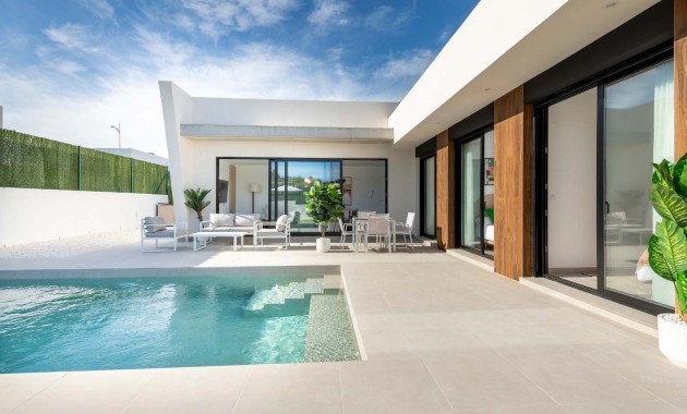 Venta - Villa -
Calasparra