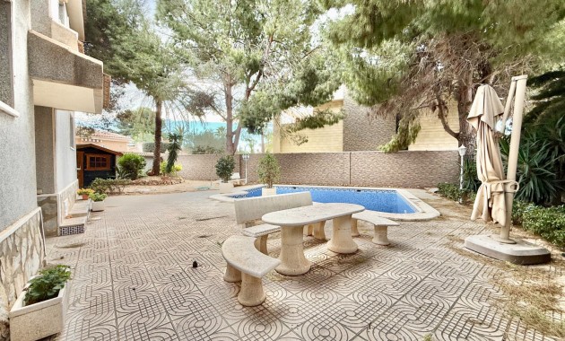 Venta - Villa -
Torrevieja - Torrevieja 