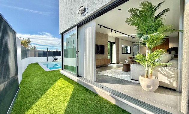 Venta - Villa -
Torre Pacheco - Santa Rosalía