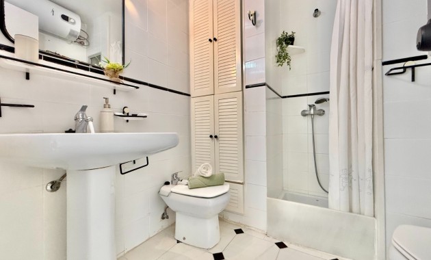 Venta - Apartamento -
Alicante - Dehesa de Campoamor 