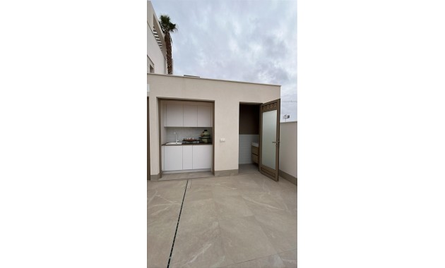 Venta - Villa -
Los Alcázares