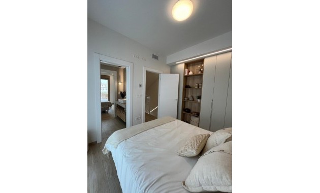 Venta - Villa -
Los Alcázares