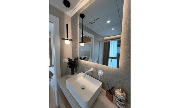 Venta - Villa -
Los Alcázares