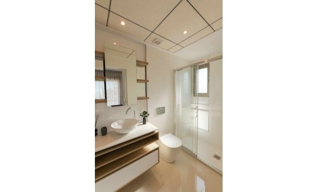 Venta - Villa -
Los Alcázares