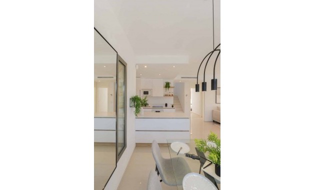 Venta - Villa -
Los Alcázares