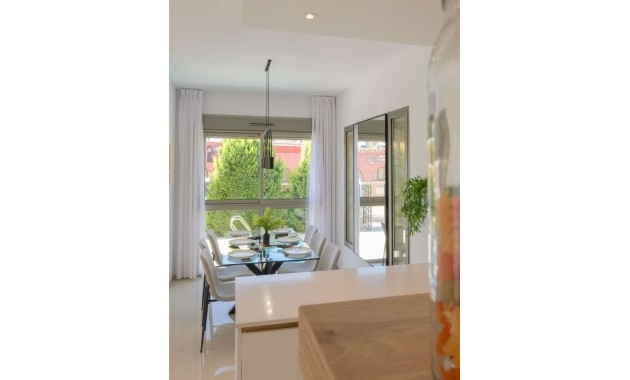 Venta - Villa -
Los Alcázares