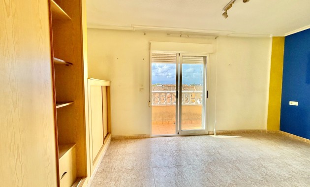 Venta - Sobre pilares -
Los Alcázares