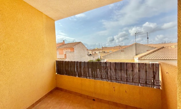 Venta - Sobre pilares -
Los Alcázares