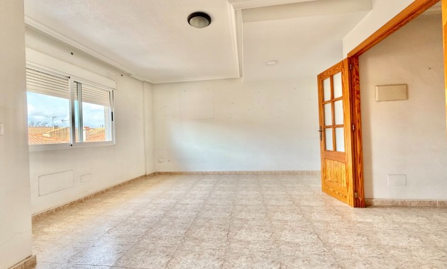 Venta - Sobre pilares -
Los Alcázares