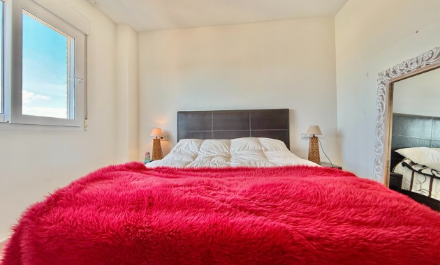Venta - Ático -
La Manga 