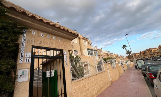 Venta - Piso -
Torrevieja - Torrevieja 