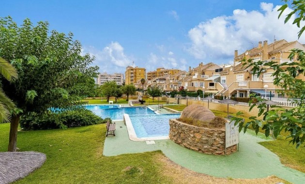 Venta - Piso -
Torrevieja - Torrevieja 
