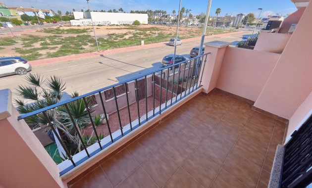 Venta - Chalet -
San Javier - Roda 