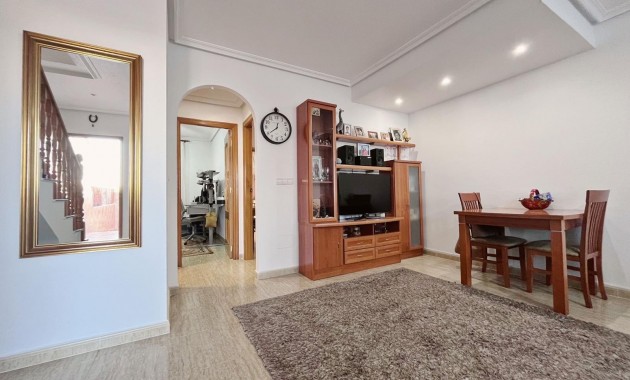 Venta - Chalet -
San Javier - Roda 