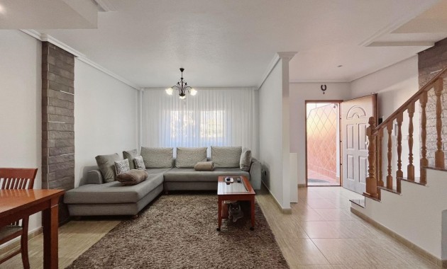 Venta - Chalet -
San Javier - Roda 