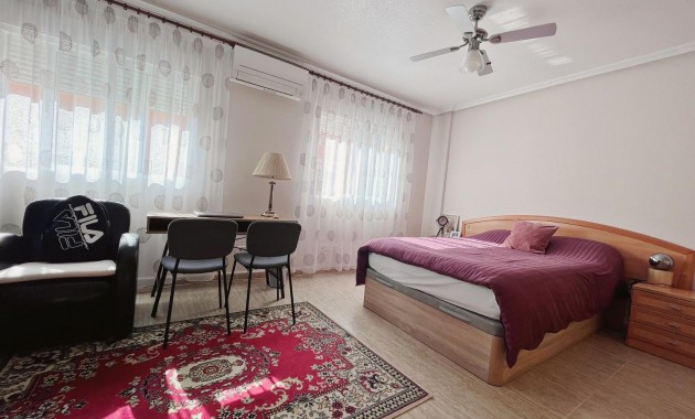 Venta - Chalet -
San Javier - Roda 