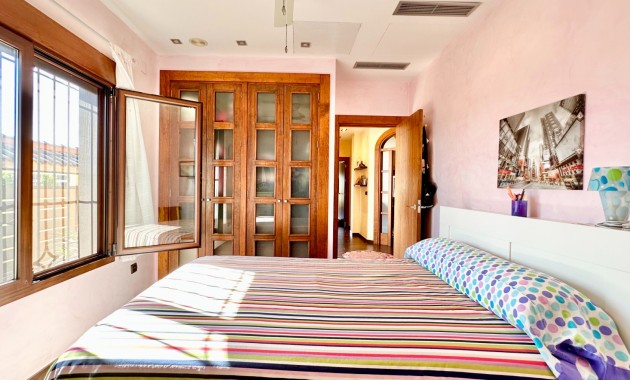 Venta - Chalet -
San Javier - Santiago de la Ribera