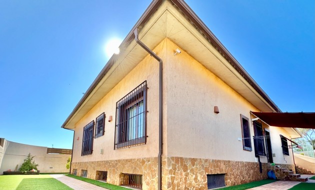 Venta - Chalet -
San Javier - Santiago de la Ribera